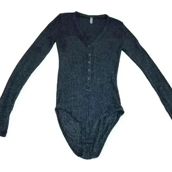 Free People Keep Your Cool Charcoal Gray Waffle Henley Bodysuit Size S - Picture 3 of 13